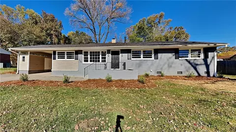 709 Trail One, Burlington, NC 27215