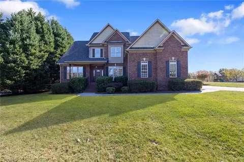 240 Garden Valley Dr, Winston Salem, NC 27107