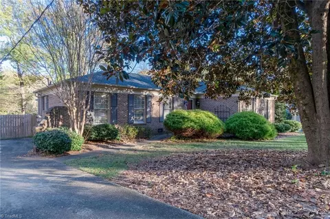 2008 Tennyson Dr, Greensboro, NC 27410