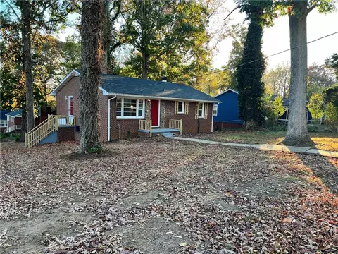 2020 24th St NE, Winston Salem, NC 27105