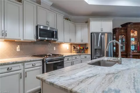 3754 Echo Forest Trl, High Point, NC 27265 photo 6