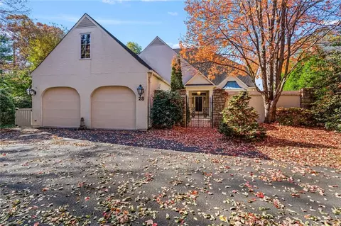 28 Graylyn Place Ln, Winston Salem, NC 27106