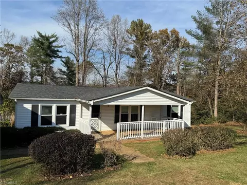 1351 Luffman Rd, Ronda, NC 28670