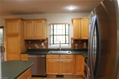 591 Vannoy Maxwell Rd, Purlear, NC 28665 photo 16