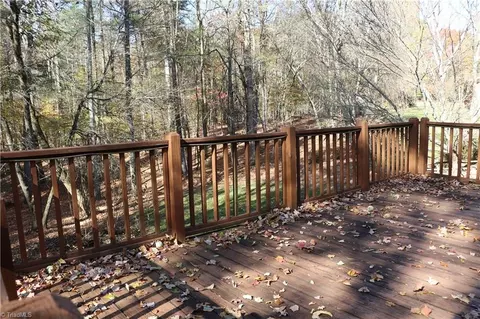 591 Vannoy Maxwell Rd, Purlear, NC 28665 photo 25