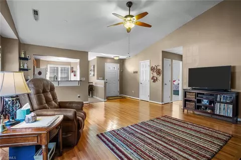 128 Willow Bend Dr, King, NC 27021 photo 7
