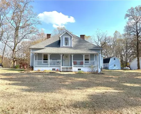 259 Robbins Rd, Winston Salem, NC 27107