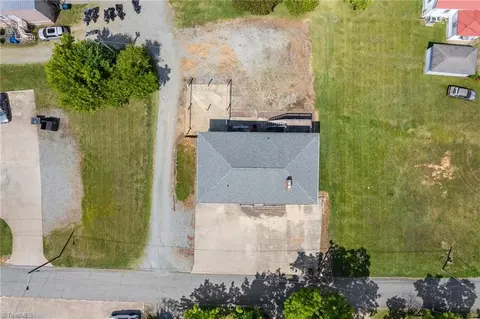 7 13th Ave E, Lexington, NC 27292 photo 24