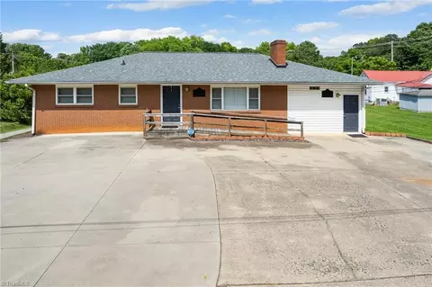 7 13th Ave E, Lexington, NC 27292 photo 1