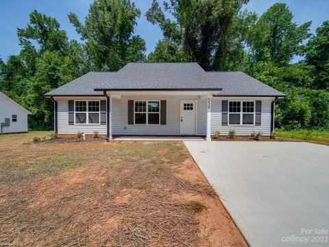 559 Westside Cir, China Grove, NC 28023