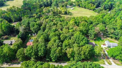 6386 Walter Wright Rd, Pleasant Garden, NC 27313