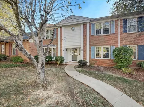 221 Rotary Dr N #B, High Point, NC 27262