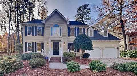 5001 Windermere Dr, Greensboro, NC 27407