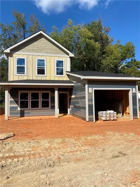 3903 Huckabee Dr, Greensboro, NC 27401