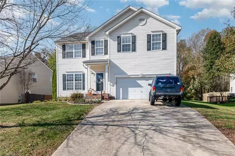 3977 Claybrooke Ct, High Point, NC 27265