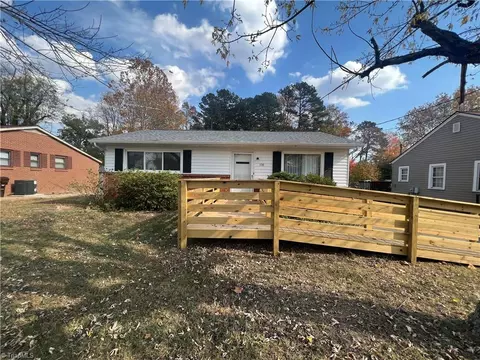 108 Spring Garden Cir, High Point, NC 27260
