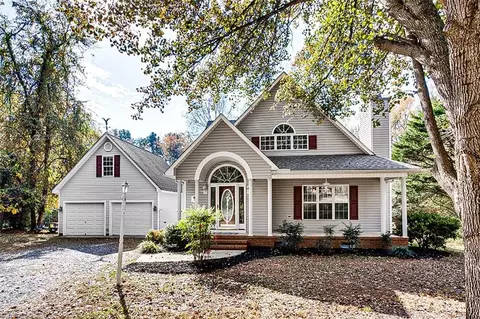 1486 Brownstone Hills Dr, Asheboro, NC 27205