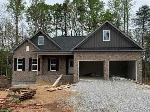 278 Vine Ridge Dr, Winston Salem, NC 27127