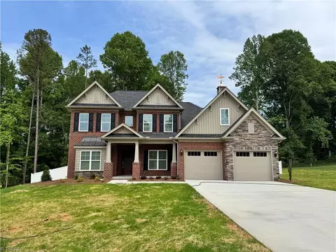 238 Vine Ridge Dr, Winston Salem, NC 27127