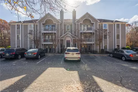 3701 Cotswold Ter #7B, Greensboro, NC 27410
