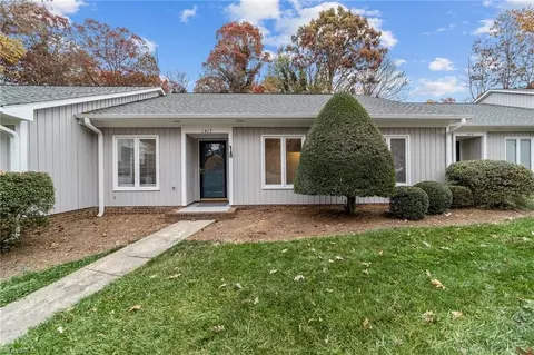 1417 Grantland Pl, Greensboro, NC 27410