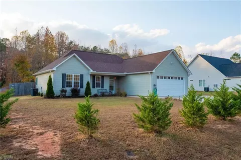 129 Turrentine Church Rd, Mocksville, NC 27028