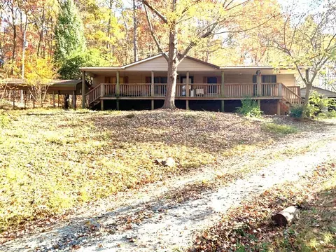 715 Loflin Rd, Denton, NC 27239