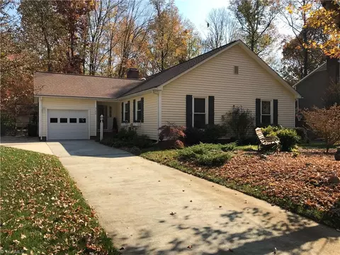 5106 Nantucket Rd, Greensboro, NC 27455
