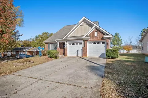 1951 Swaim Rd, Winston Salem, NC 27127