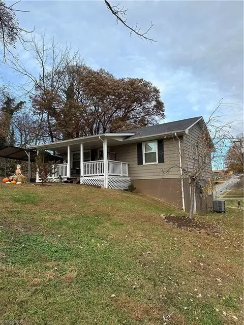 1002 Odell St, North Wilkesboro, NC 28659