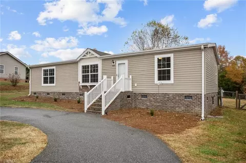 257 Bradstone Dr, Winston Salem, NC 27107