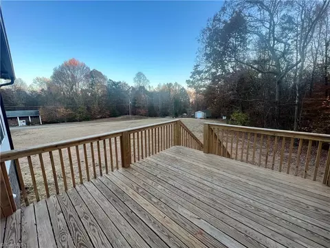 2143 Todd Dr, Trinity, NC 27370 photo 15