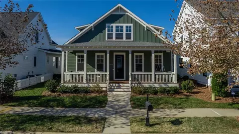 1448 Autumn Park Cir, Winston Salem, NC 27106