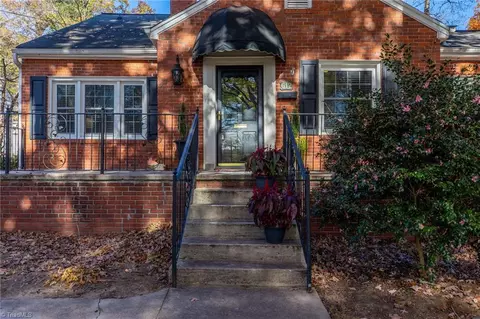 612 Sunset Dr, High Point, NC 27262 photo 4