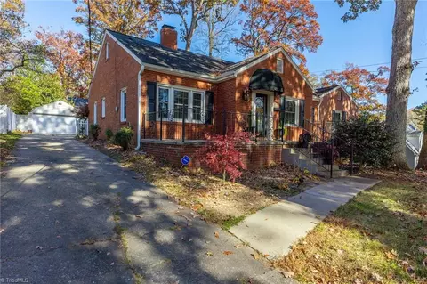 612 Sunset Dr, High Point, NC 27262 photo 3