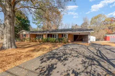 669 Sanford Ave, Mocksville, NC 27028