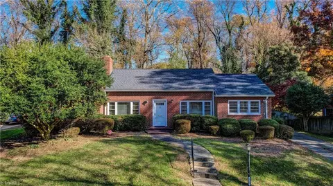 110 Forestdale Dr, Greensboro, NC 27403