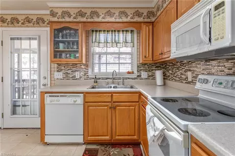 4170 Williamsburg Dr, Trinity, NC 27370 photo 11