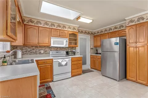 4170 Williamsburg Dr, Trinity, NC 27370 photo 12