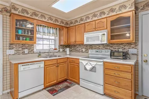 4170 Williamsburg Dr, Trinity, NC 27370 photo 10