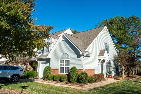 940 Pensford Dr, Whitsett, NC 27377