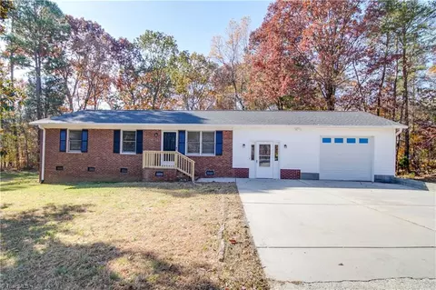 329 Kimberly Ln, Lexington, NC 27292