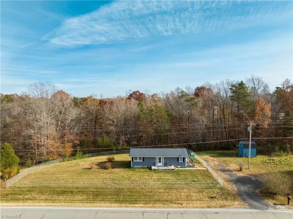 3560 Dodgetown Rd, Walnut Cove, NC 27052 20 Photos Movoto