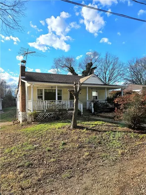 148 Rosemont Dr, North Wilkesboro, NC 28659