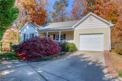 4410 Tipperary Pl, Winston Salem, NC 27104