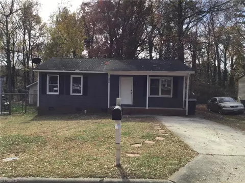 3004 Lacy Ave #A, Greensboro, NC 27405
