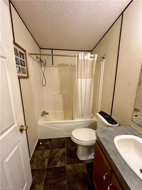 10158 Traphill Rd, Traphill, NC 28685 photo 11