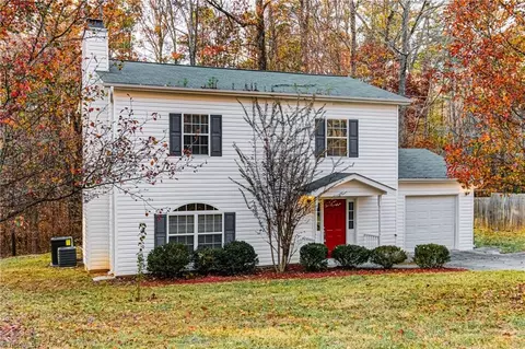 6156 Brinkley Park Dr, Belews Creek, NC 27009
