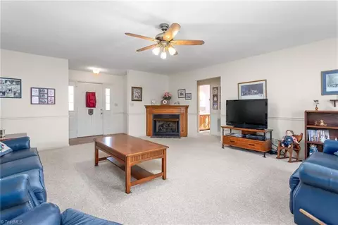3577 Old Mountain Rd, Trinity, NC 27370 photo 7
