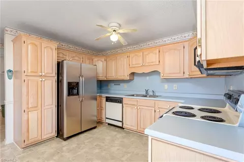 3577 Old Mountain Rd, Trinity, NC 27370 photo 10